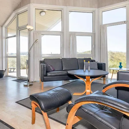 4 Star Holiday Home In Lokken Сasa de vacaciones