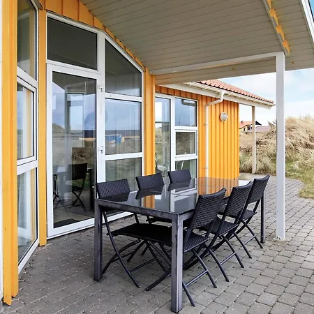 4 Star Holiday Home In Lokken *